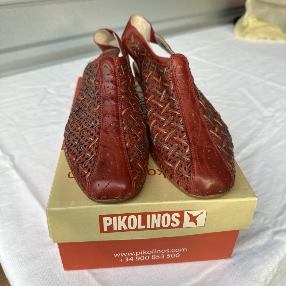 PIKOLINOS Red Woven Sandals Shoes Closed Toe Sling Backs Sz 10.5 = 41